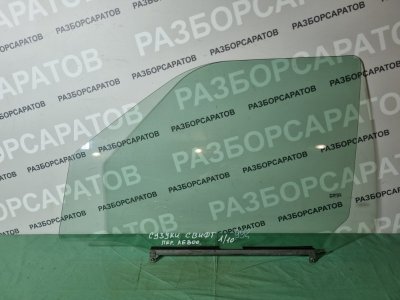 Стекло двери Suzuki Swift 2010