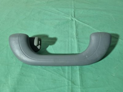Ручка потолка с крючком Hyundai Matrix 2007 универсал