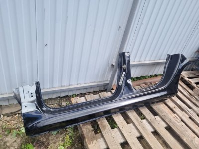 Порог Peugeot 206 2007 седан