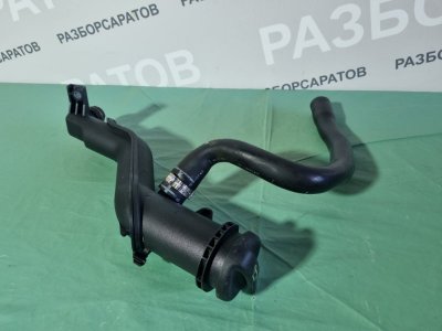 Горловина маслозаливная с крышкой Ford Kuga 2008
