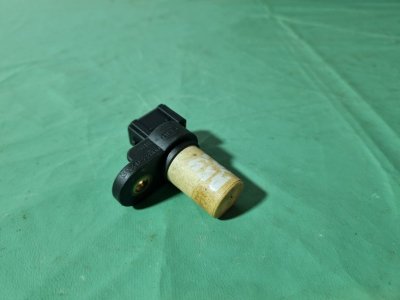 Датчик положения распредвала Hyundai Accent 2008 седан