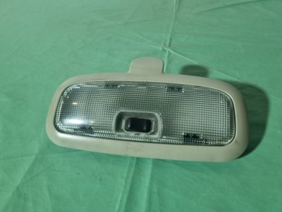 Плафон салонный Ford Fiesta 2007 хэтчбек 5 дв.