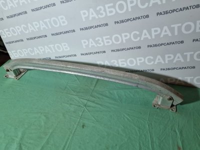 Усилитель бампера Renault Megane II 2008