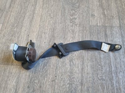 Ремень безопасности Nissan Tiida C11 2013
