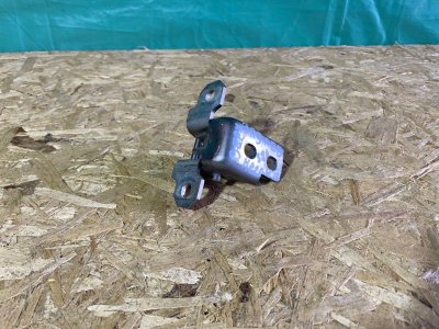 Петля двери верхняя Renault Megan III 2012 хэтчбек