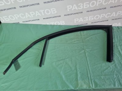 Уплотнитель стекла двери Citroen C4 2005 хэтчбек 5 дв.
