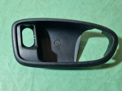 Накладка ручки внутренней Ford Galaxy 2006