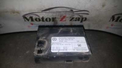 Блок управления центральным замком Mercedes-Benz S-Class 2004 W220