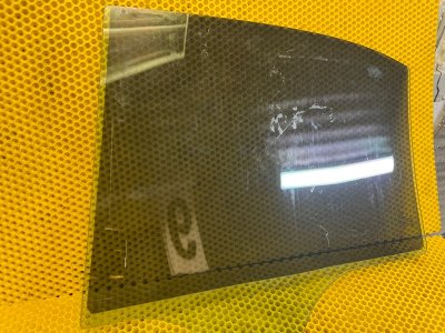Стекло двери заднее правое Mercedes-Benz C-Class 2010 W204