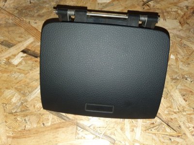 Бардачок Volkswagen Touareg 2011 7P