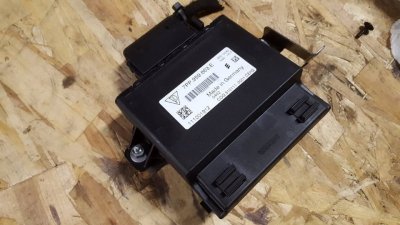 Блок стабилизатора напряжения Volkswagen Touareg 2011 7P