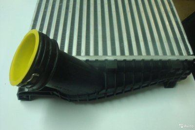 Радиатор интеркуллера 4.2TDI фольксваген туарег