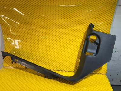 Накладка порога Volkswagen Touareg 2011 7P