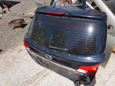 Стекло заднее Subaru Outback B14 2010-14