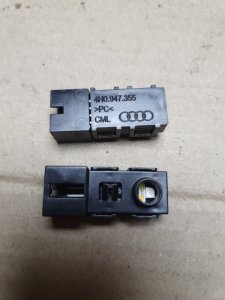 Фонарь подсветки двери Audi A8 2012 4H