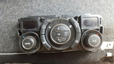 Блок управления климат-контролем Peugeot 308 2011 Хэтчбэк