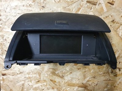 Дисплей информационный Mercedes-Benz C-Class 2010 W204