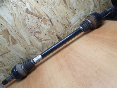 Привод задний Volkswagen Touareg 2011 7P