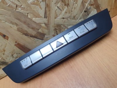 Блок кнопок Mercedes-Benz C-Class 2012 W204