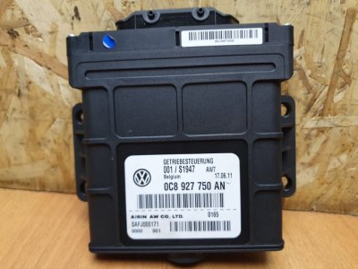 Блок управления АКПП (ЭБУ АКПП) Volkswagen Touareg 2011 7P
