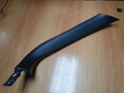 Обшивка крышки багажника Mazda CX-7 2009 ER