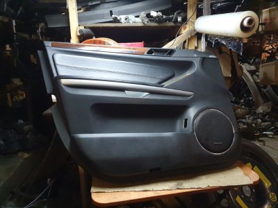 Обшивка двери (карта) Mercedes-Benz GL-Class 2007 X164