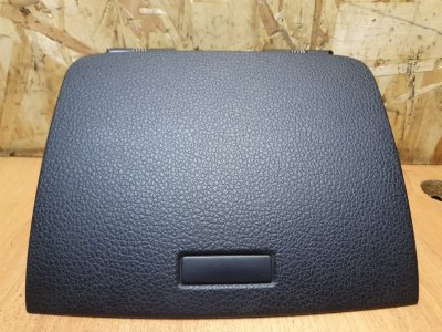 Бардачок Volkswagen Touareg 2011 7P