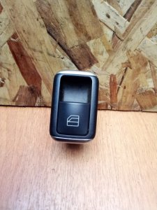 Кнопка стеклоподъемника Mercedes-Benz E-Class 2012 C207