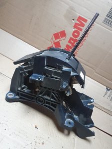 Селектор акпп Mazda CX-7 2009 ER