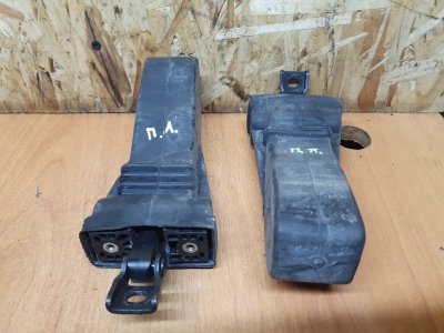 Ограничитель двери Volkswagen Touareg 2011 7P