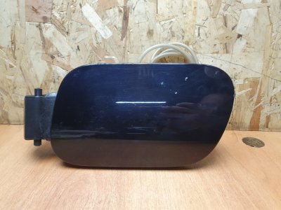 Лючок бензобака Volkswagen Touareg 2011 7P