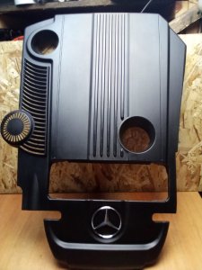 Крышка двигателя (декоративная) Mercedes-Benz E-Class 2012 C207