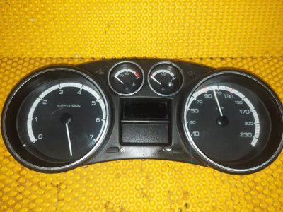 Щиток приборов Peugeot 308 2009 ХЭТЧБЕК