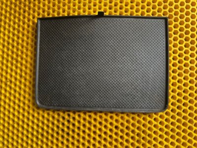 Коврик подлокотника Volkswagen Touareg 2011 7P
