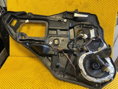 Обшивка задней левой двери (карта) Mazda Mazda6 MPS 2005 GG