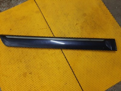Молдинг двери Suzuki Grand Vitara XL-7 2004 JA627W