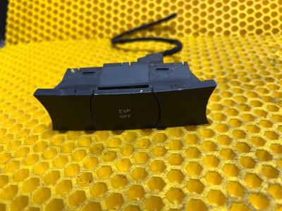 Кнопка курсовой устойчивости Volkswagen Touareg 2007 7L6