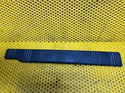 Накладка Volkswagen Touareg 2008 7L6