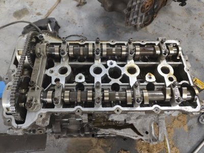 Головка блока цилиндров Kia Sportage SL