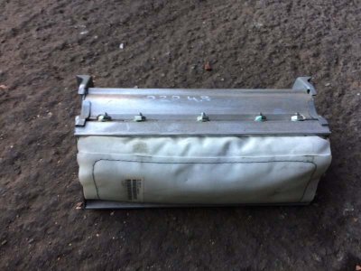 Подушка безопасности пассажира Mercedes S 1998 W220