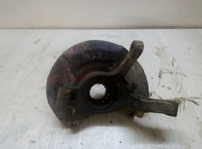Кулак поворотный Suzuki Cultus 1997-1999 GC41W