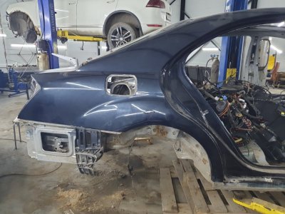Крыло заднее правое (четверть) Mercedes-Benz S-Class W221