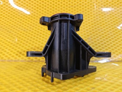 Кронштейн дроссельной заслонки Ford Kuga