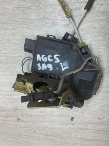 Замок двери Audi A6 2000 C5
