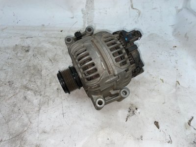 Генератор Audi A4 8K2