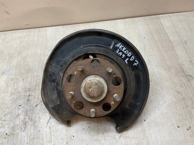 Кулак поворотный Honda Accord 7 2005 CM2