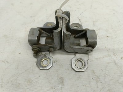 Петля двери Renault Laguna 2008