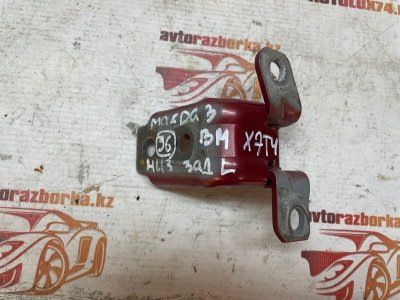 Петля двери Mazda 3 2018 BM хетчбек