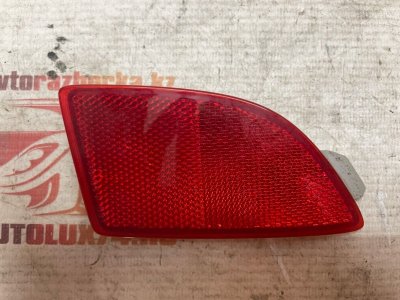 Катафот бампера Mazda 3 2018 BM хетчбек