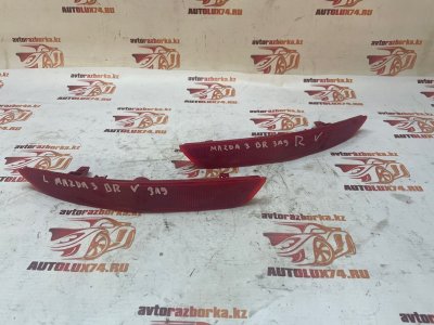 Катафот бампера Mazda 3 2020 BP